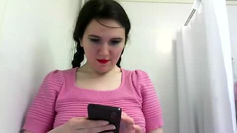 Isabella online show from 03.07.25