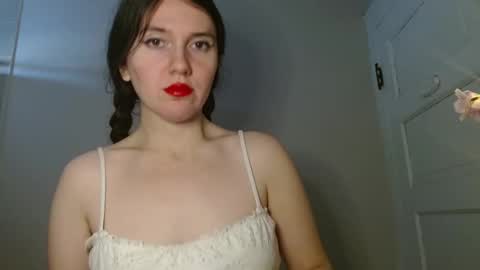 Isabella online show from 12.16.25