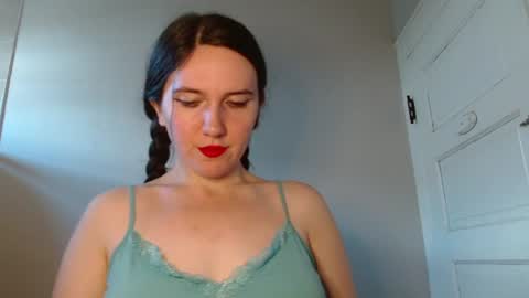 Isabella online show from 07.12.26
