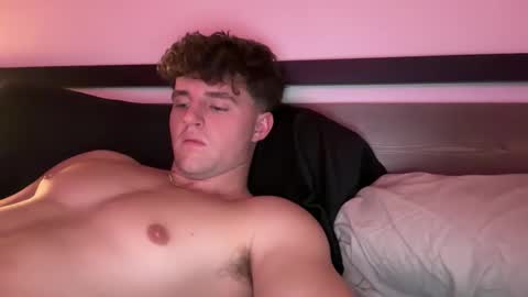 Snapshot of bigbootyburger1 chatting on 02.25.26 bigbootyburger1 online show from 02.25.26