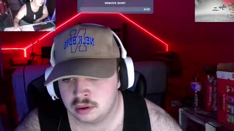 Snapshot of bigboyballen chatting on 10.08.25 BigBoyBallen online show from 10.08.25