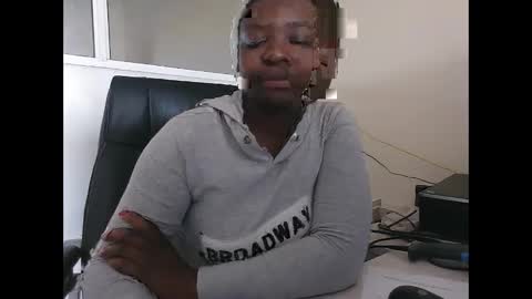 Snapshot of bigbumboobs98 chatting on 09.25.25 bigbumboobs98 online show from 09.25.25