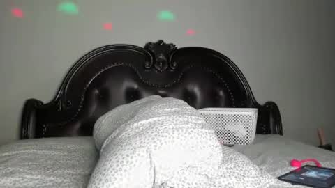 bigbuttsarena online show from 10.02.25