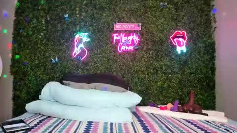 bigbuttsarena online show from 02.07.26