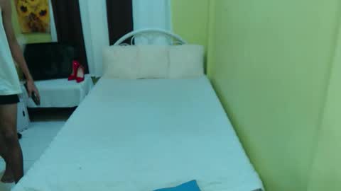 Snapshot of bigcock_kerbzz chatting on 09.21.25 bigcock_kerbzz online show from 09.21.25