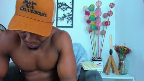 sexy muscle online show from 01.12.25