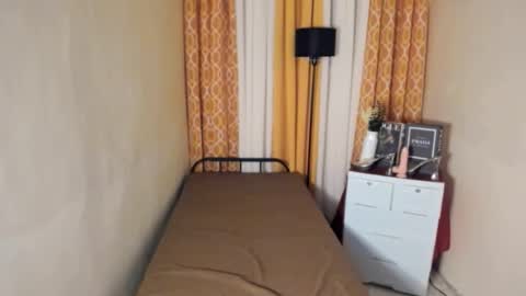 BABY LEXIE online show from 03.22.26