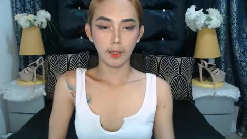 HOLLY online show from 07.29.26