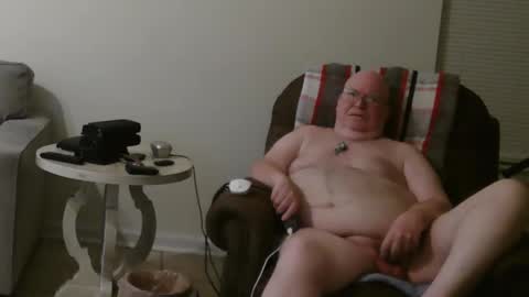 Snapshot of bigcraig123 chatting on 10.20.25 Craig online show from 10.20.25