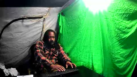 Snapshot of bigcumblackcok chatting on 11.28.25 Real BBC online show from 11.28.25