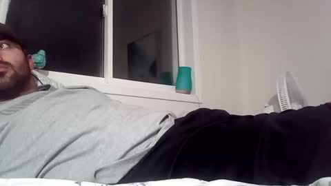 Snapshot of bigcumcanada chatting on 12.20.24 bg online show from 12.20.24