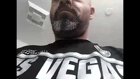 Snapshot of bigg_daddi_d chatting on 11.01.25 bigg daddi hungd online show from 11.01.25