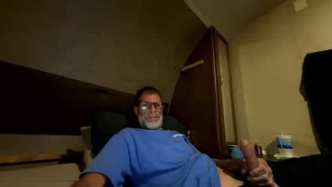 Snapshot of biggcock27 chatting on 10.31.25 biggcock27 online show from 10.31.25