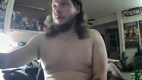 biggerisbetter21 online show from 12.16.24