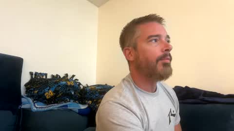 Snapshot of biggin10inch chatting on 09.10.25 Gavin online show from 09.10.25