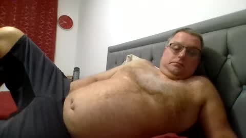 Snapshot of bigguy2014 chatting on 12.28.24 bigguy2014 online show from 12.28.24