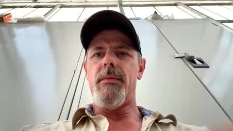 Snapshot of biggymemo69 chatting on 12.01.25 biggymemo69 online show from 12.01.25