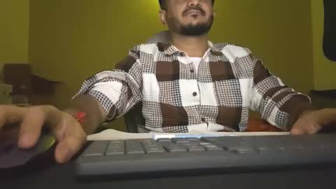 bighandsomesatisfy online show from 01.18.26