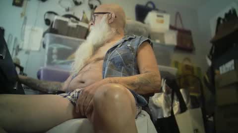 bigjeff01 online show from 11.02.25