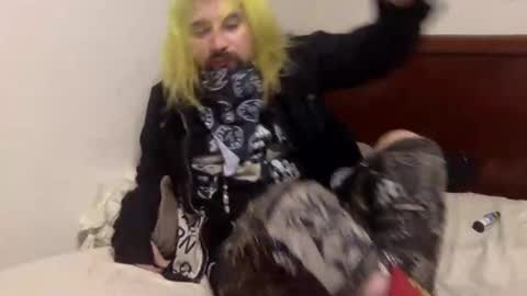 Bigkhaos online show from 12.14.25