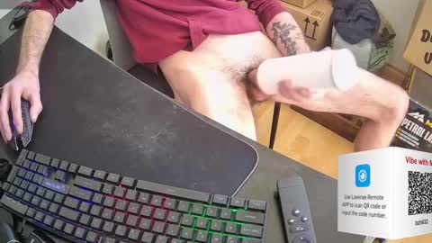 Snapshot of biglummel15 chatting on 01.22.25 biglummel15 online show from 01.22.25