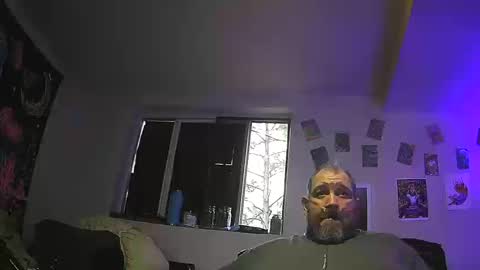 bigman42of0rlife online show from 10.10.25