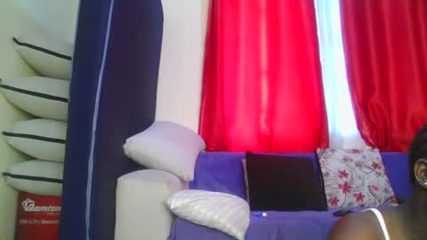 Snapshot of bigmaxass chatting on 03.10.25 bigmaxass online show from 03.10.25