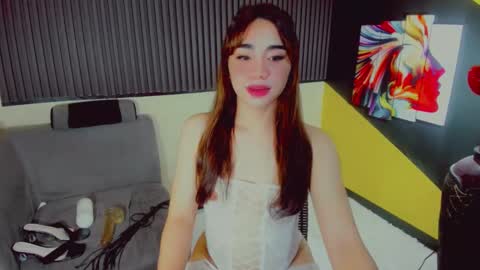 kiaaannaaaa online show from 12.28.24