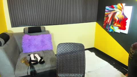 kiaaannaaaa online show from 01.25.25