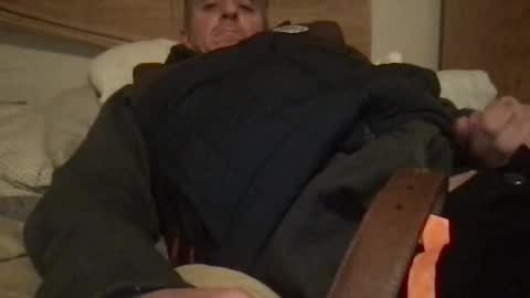 Snapshot of bigoldhardcock69 chatting on 12.01.25 bigoldhardcock69 online show from 12.01.25