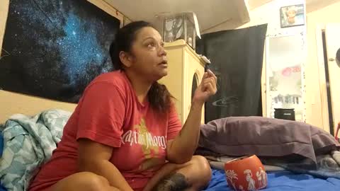 Snapshot of bigolemini chatting on 03.02.25 the Mini mami online show from 03.02.25