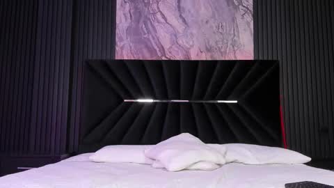 Snapshot of bigsexxyass chatting on 09.24.25 Zayra online show from 09.24.25