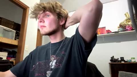 bigskinnyboyshh online show from 10.28.25