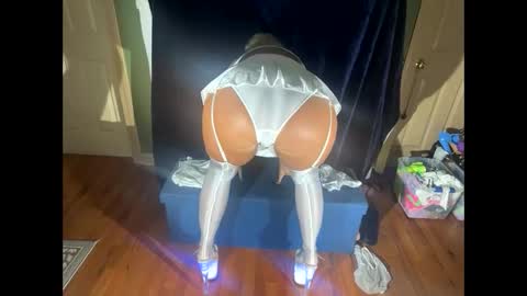 Snapshot of bigtits5371 chatting on 09.20.25 bigtits5371 online show from 09.20.25