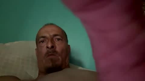 Snapshot of bigtomcat45 chatting on 09.27.25 bigtomcat45 online show from 09.27.25