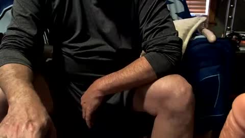 biguylovessuckingcock online show from 12.21.24