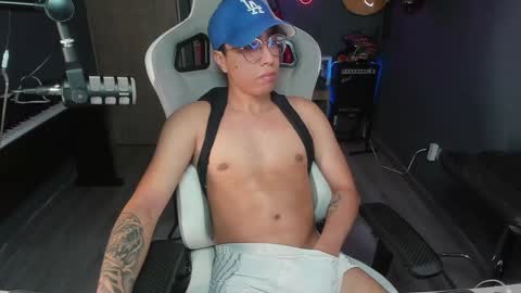 Snapshot of bigxboy96 chatting on 12.20.24 bigxboy96 online show from 12.20.24