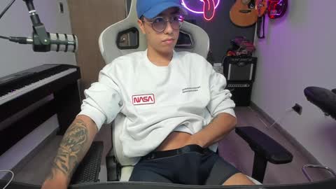 Snapshot of bigxboy96 chatting on 01.19.25 bigxboy96 online show from 01.19.25