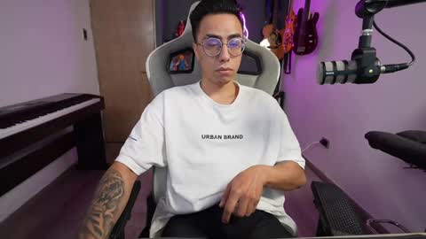 Snapshot of bigxboy96 chatting on 02.07.25 bigxboy96 online show from 02.07.25