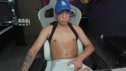 Snapshot of bigxboy96 chatting on 02.09.25 bigxboy96 online show from 02.09.25