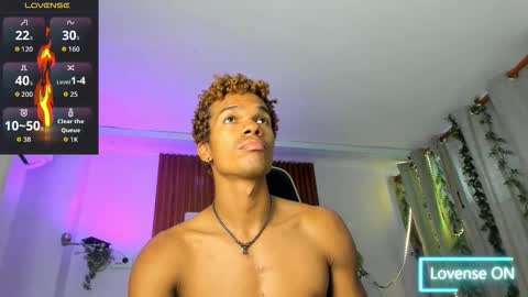 Snapshot of bigxxo chatting on 09.18.25 bigxxo online show from 09.18.25