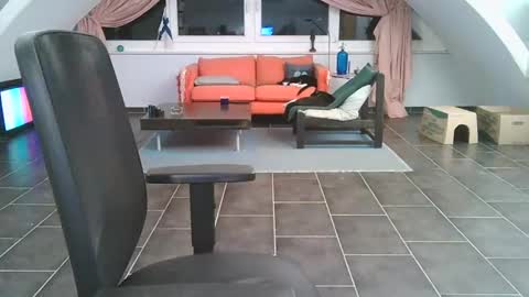 bikertom1988 online show from 12.21.24