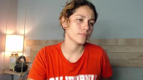 Snapshot of biki_sensual chatting on 10.14.25 hi soy natural girl biki online show from 10.14.25