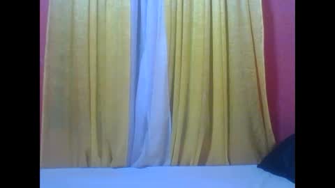 Snapshot of bilion_ass chatting on 12.19.24 TREZAH online show from 12.19.24