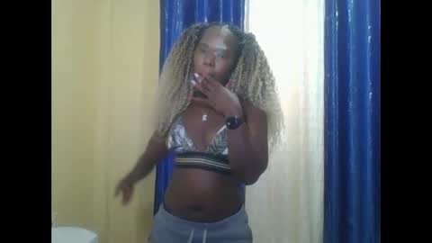 Snapshot of bilion_ass chatting on 12.22.24 TREZAH online show from 12.22.24