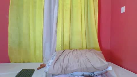 Snapshot of bilion_ass chatting on 03.07.25 TREZAH online show from 03.07.25