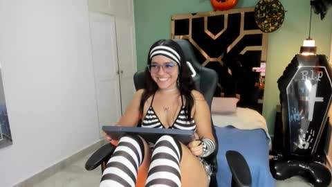 Snapshot of billie_jhonson_ chatting on 10.15.25 Billie online show from 10.15.25