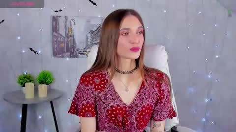 Snapshot of billie_simmons chatting on 11.17.25 Alisha online show from 11.17.25