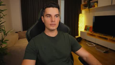 Snapshot of billypassion chatting on 09.17.25 BillyPassion online show from 09.17.25