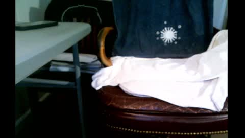 bimale4hotphuk online show from 12.18.24